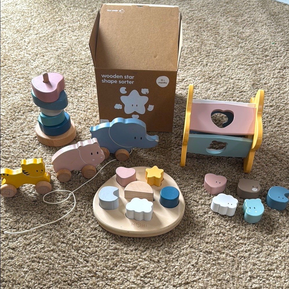 Mori Multiple Montessori Toys + Mobile